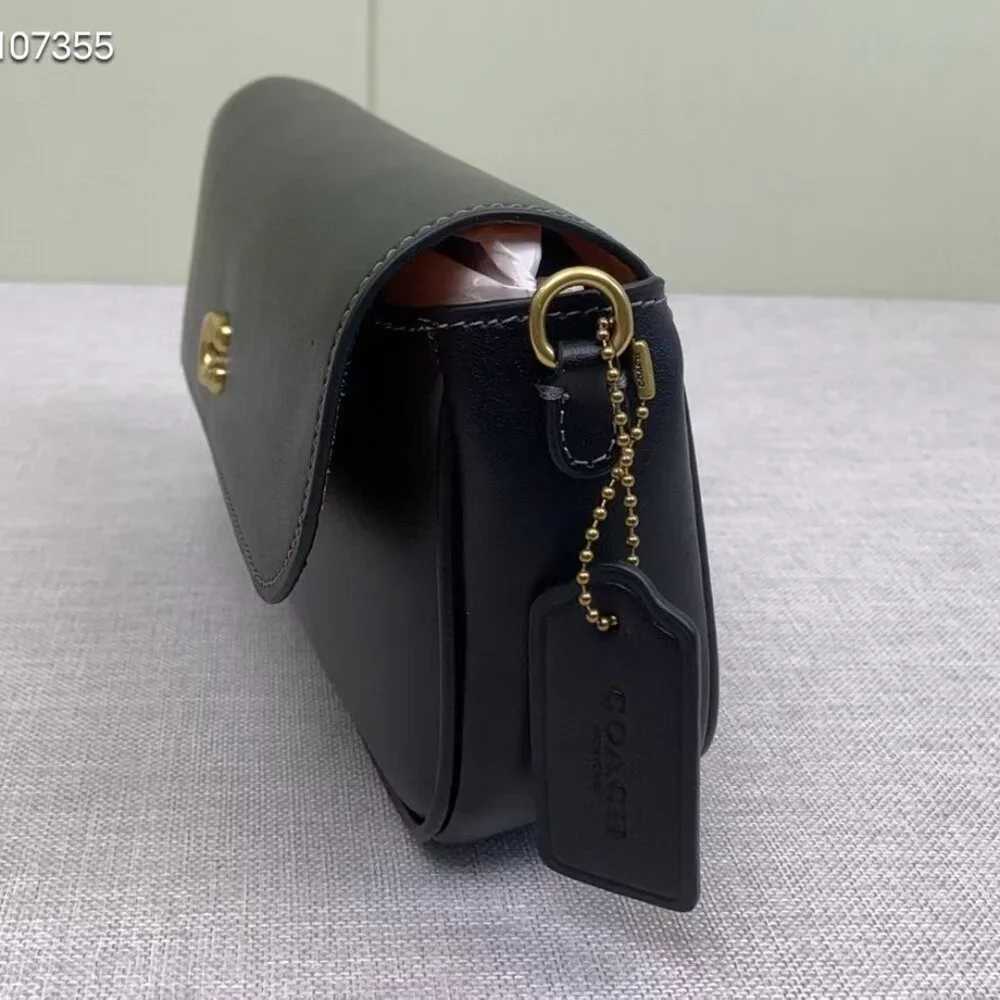 The Coach Brook Chain bag - Picture 5 of 7